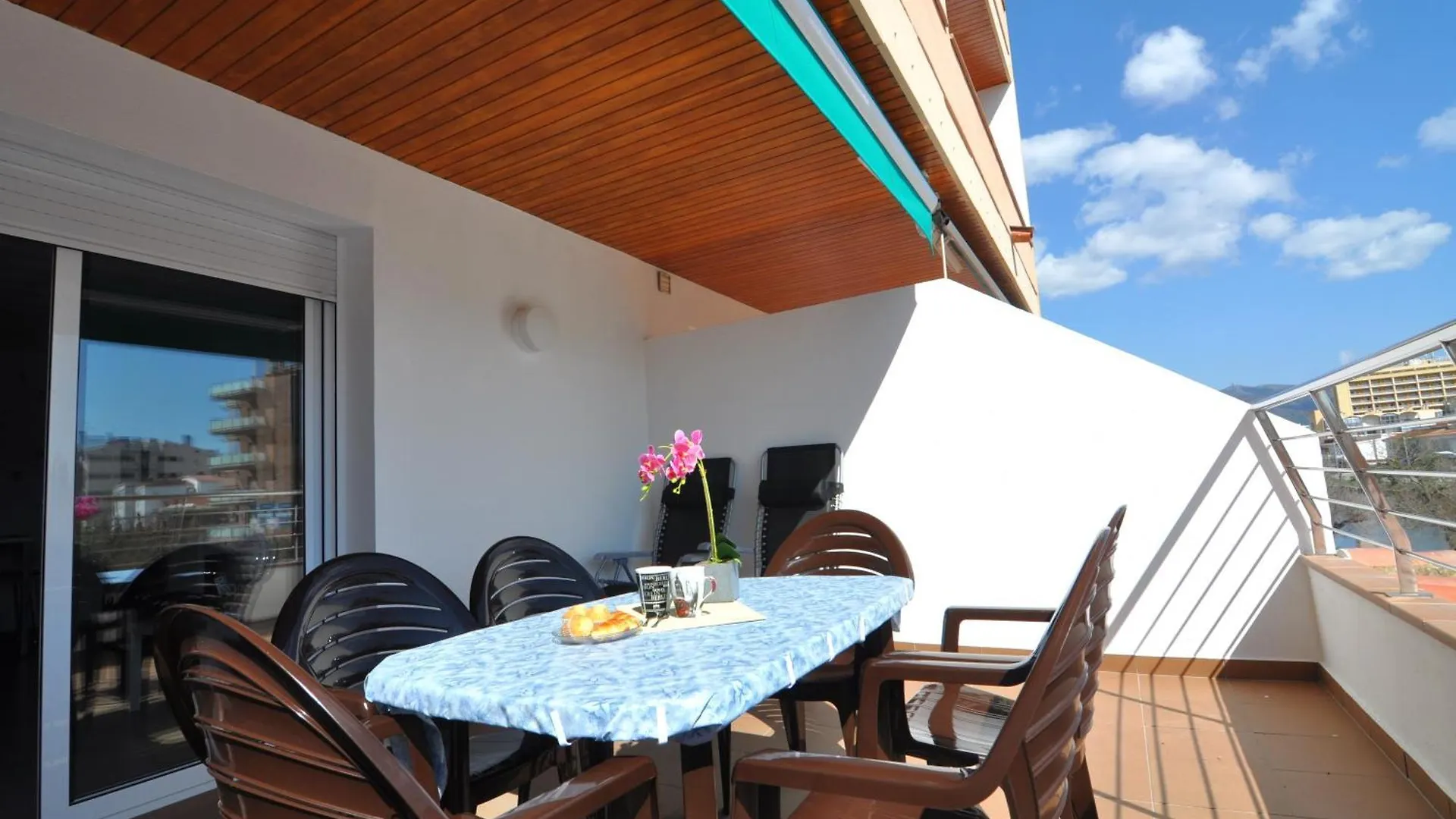 Rnet - Puerto Simona 1-9 Roses Costa Brava Apartment Spain